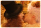 Scatto fatto durante il Carnevale di Venezia.
Ho cercato il mosso per vedere se riuscivo ad interpretare il vortive caotico del carnevale stesso.
Attendo opinioni e critiche.
Grazie.