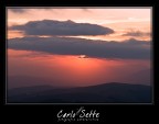 A causa della particolare situazione meteo dovuta a temporali e forte vento si sono create delle situazioni al tramonto veramente spettacolari

Stessa inquadratura di "Calore" ma presa in un altro istante quando il sole era pi basso.