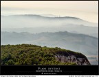 In una calda giornata d'agosto nel tardo pomeriggio dalla quasi sommit del Mt. Conero... una visuale "sopra le righe".

Commenti e critiche sempre ben accetti.