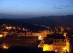 Si vede il mio paese illuminato dalle luci, con sullo sfondo la diga Castello una delle pi grandi della provincia di Agrigento. Fuji S5500