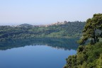 Panoramica del lago di nemi.

Dati di scatto

EOS 5D + Canon 24-70 f2.8 L a 70mm
TV 1/125
AV f9
ISO 100
