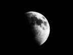 La luna di notte