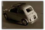Ferma l immobile, piccola, un tempo era la gioia di mille e mille famiglie italiane. Il suono inconfondibile del suo motore ancora oggi riesce ad entusiasmare.