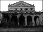 Non entrate in quella villa!