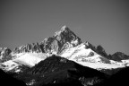 Il Monviso ed il paese di Oncino