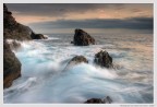 Ciao a tutti e buon anno!
Sono appena tornato da una breve vacanza alle Cinque Terre. Mentre in tutto il resto d'Italia c'era pioggia, neve, bufere, tuoni, lampi, fulmini e saette, qui, a parte qualche goccia di pioggia ogni tanto, il clima mi ha regalato 4 giorni 
di bei cieli e di mare bello mosso grazie al vento. Inizio con postare un esempio.

Grazie in anticipo se vorrete commentare,
Paolo