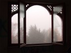 finestra rotta nebbia ante