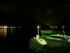 A notte fonda, davanti allo stretto di Verighe, 8 secondi di apertura. Mi  piaciuto molto questo angolo di mare ed il gioco chiaroscuro della panchina