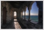 Da questa terrazza, adiacente alla chiesa di San Pietro a Portovenere, si gode una vista stupefacente verso ovest del mare e della costa rocciosa. 

Attrezzatura: Canon Eos 400D, Tokina ATX-Pro 12-24 f4, polarizzatore, treppiede.
Fusione in PS di tre esposizioni: una per il mare e il cielo, una per la terrazza, una per il cancello in controluce

Grazie in anticipo se vorrete commentare,
Paolo