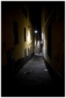 Non girarti