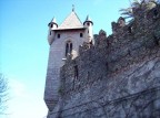 torre sulle mura di cinta del castello di mazz