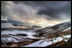 HDR di tre immagini (-2 0 +2), poco altro :)

peccato per la roba in basso a dx che disturba ma poco potevo fare...

@ Castelluccio di Norcia (PG), 10 Marzo 2008