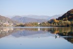 Foto scattata sul Lago nel primo pomeriggio in una giornata di novembre.

Caratteristiche
macchina fotografica: NIKON D40x
obiettivo: 18/55
apertura: f 6.3
lunghezza focale 55.0 mm