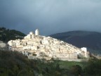Borgo illuminato