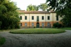 Questa villa ha fatto da scenografia ad uno dei film pi famosi della storia del cinema italiano.

Qualcuno di voi la ricorda?