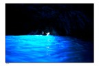 Scattata da una mini barca in movimento, ma le emozioni e i colori di questa particolare grotta sono straordinari.