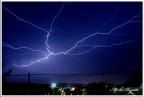 premetto che non sono una cima nelle foto notturne e che era la prima volta che tentavo a fotografare i fulmini,dopo parecchi scatti a vuoto mi stavo quasi arrendendo e invece...