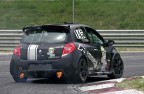 Clio in fiamme...