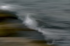 Onda su onda il mare mi porter alla deriva, in balia di una