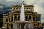 ci sono delle parti in cui si nota evidentemente la manipolazione, ma sottopongo la foto semplicemente per conoscere il parere altrui ed eventualmente migliorare