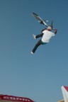 Nick Pescetto in flip whip durante lo Slopestyle alla Roc d'Azur 2008