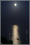 luna. . .