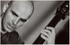 Nei vinili il fruscio, nelle foto la grana!
In questo scatto, la grana come accompagnamento musicale....