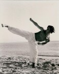 Allora, si tratta di una foto di circa 15 anni fa, scansionata l'altro ieri e messa qui come  entrata nello scanner.

Ora, non mi aspetto critiche positive visto che dovr cominciare a lavorarci su un po', a partire dall'orrizzonte stortino, quanto piuttosto il mio intento sia ricevere consigli su come fare a tirarne fuori il meglio possibile....grazie a tutti.