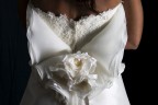 Come da titolo  una delle foto per un catalogo di vestiti da sposa, il mio compito erano i particolari dei suddetti, spero di aver azzeccato tagli e luci gradevoli nonch di buona lettura per un catalogo.