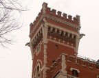 una torre diversa dalle altre