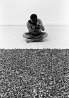 Alla biennale di Ve, quelle davanti sono caramelle. Il mio amico Marzio provava il fuoco.