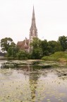 Foto della chiesa e del riflesso nel lago, Tamron 28-75 a 28, 400 ISO, f 8, 1/250.