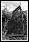 Nikon FG-20, Nikkor 28mm AI, Filtro Orange HMC. 1/250@f8. Kodak T400CN.
Riomaggiore, 10 Aprile 2004