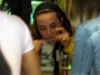 Questa  una foto "rubata"! Non conosco la ragazza... Ma so bene quello che stava FACENDO :-)
L' originale  a 4 Mpx