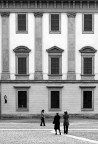 Buonasera,

posto qu la mia seconda foto, che gioca sul concetto di ripetizione.

Graditissimi vostri commenti/critiche/suggerimenti.

Un saluto a tutti.