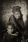 Maria, 80 anni  e sua nipote