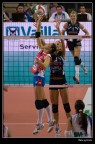 Sabato lunga trasferta per l'anticipo della 7 giornata di ritorno del campionato A1 di pallavolo femminile: Asystel Novara- Foppapedretti Bergamo.

Novara gioca una partita perfetta, e si impone per 3-0 su una spaesata Bergamo.


Tutte le foto sono scattate con i seguenti dati:
Canon EOS 400D + EF 70-200 f/4L
ISO 1600
f/4
1/500 s

Palazzetto molto ben illuminato,  la prima volta che non mi trovo troppo inadeguato con il mio f/4!