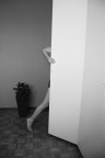 Il marito torna a casa nel momento peggiore.

Mi annoiavo un po e mi sono messo a fare questa foto. Foto semplicissima, non ha grosse pretese.

Pareti, cirtiche e commenti sono ben accetti.

Grazie di aver guardato la mia foto