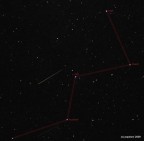 Due stelle cadenti riprese nella costellazione di Cassiopeia, sabato scorso.

Commenti ben accetti!