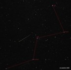 Due stelle cadenti riprese nella costellazione di Cassiopeia, sabato scorso.

Commenti ben accetti!