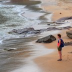 Una donna al mare