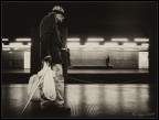 Scatto fatto al volo con la compattina in metro' a Milano!
Ovviamente ben vengano critiche