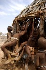 Bambini Himba estate '09 - Namibia.

Tanta Roba.