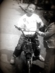 Street Kids  un progetto che testimonia gli ultimi momenti di una realt che sta scomparendo in Cina. Le citt crescono, i quartieri cambiano. Bambini responsabili e irresponsabili nei vicoli. Scatti rubati con una toycam.