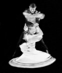 Un momento di danza popolare russa.
Mi piaceva far vedere il movimento velocissimo di questa ballerina.