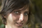 Una serie di scatti con Manuela, amica e ormai ex collega che si trasferir a breve. Timida e imbarazzata ho cercato di ritrarla al meglio delle mie capacit ancora da principiante.

Suggerimenti e critiche molto graditi su come poter migliorare
