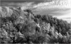 Foto d'archivio in B&amp;W: scoglio nascosto...