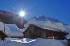 Neve a Rehmes Notre Dames (Valle d'Aosta) leggermente saturata.