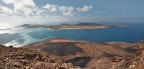 L'isola de La Graciosa, vista dalla zona nord di Lanzarote.
Unione di due scatti fatti con D90 e Sigma 10-20.