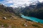 Vista del lago artificiale creato dalla Diga di Place Moulin (una delle pi grandi d'Europa), durante l'escursione al tour des lacs in valpelline nella Valle d'Aosta. La giornata era spettacolare e il colore del lago  proprio quello, la saturazione non l'ho neanche toccata praticamente, era di un azzurro veramente intenso.

Commenti e critiche sempre ben accetti.